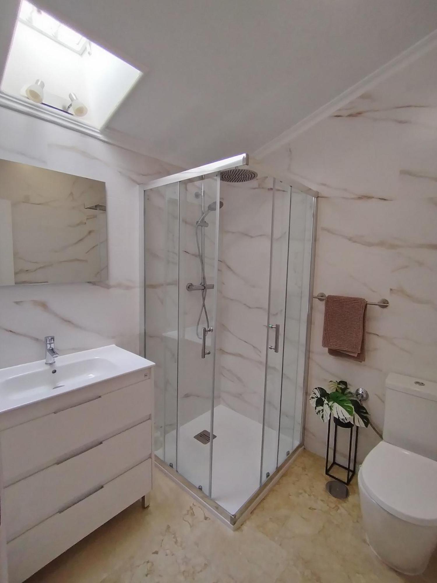 Townhouse 1 Minute Walk To Plaza Apartment Villamartin (Valencia)