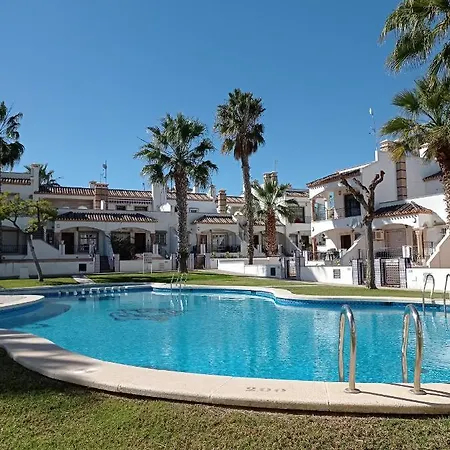 Townhouse 1 Minute Walk To Villamartin Plaza Exterior foto