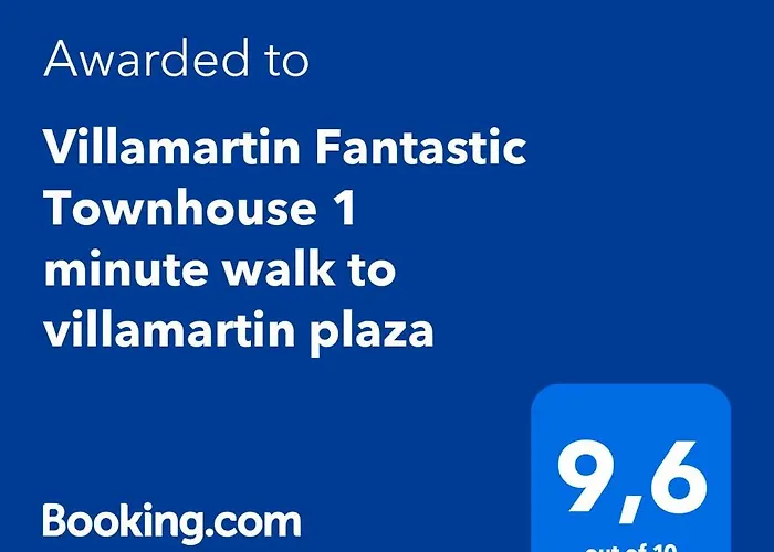 Townhouse 1 Minute Walk To Villamartin Plaza