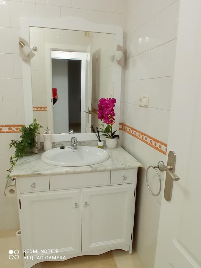 Apartment Townhouse 1 Minute Walk To Plaza Villamartin (Valencia)
