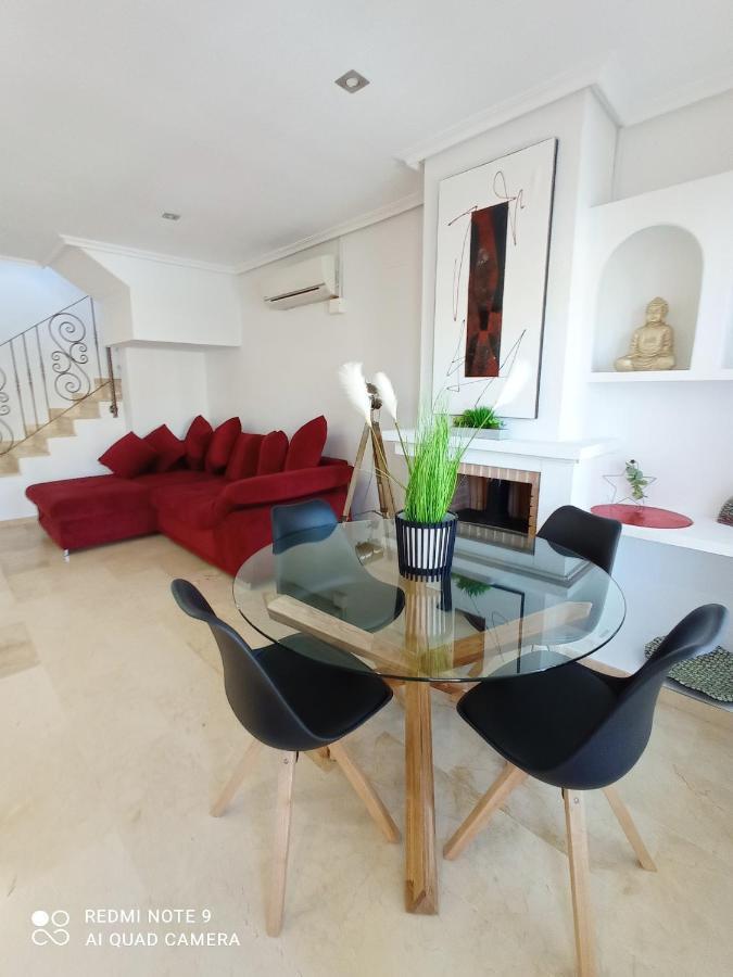 Apartment Townhouse 1 Minute Walk To Plaza *